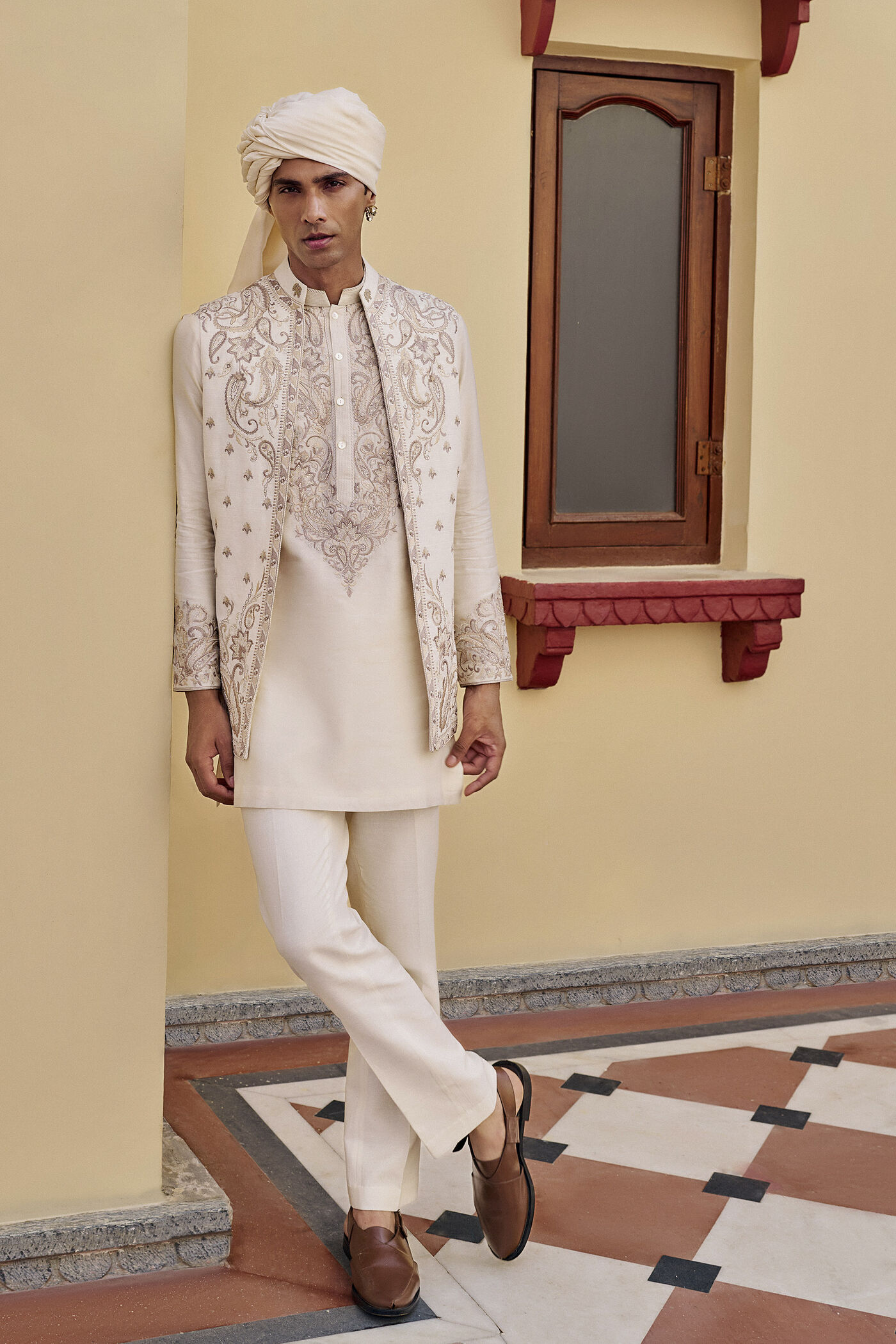 Homecoming Embroidered Silk Nehru Jacket - Off White