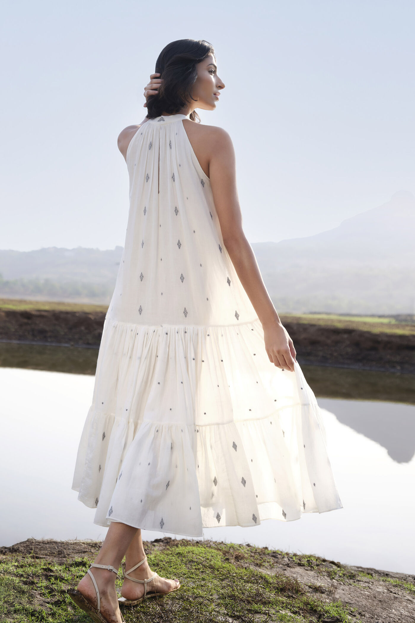 Airoso Handwoven Jamdani Dress - Ivory Airoso Handwoven Jamdani Dress - Ivory