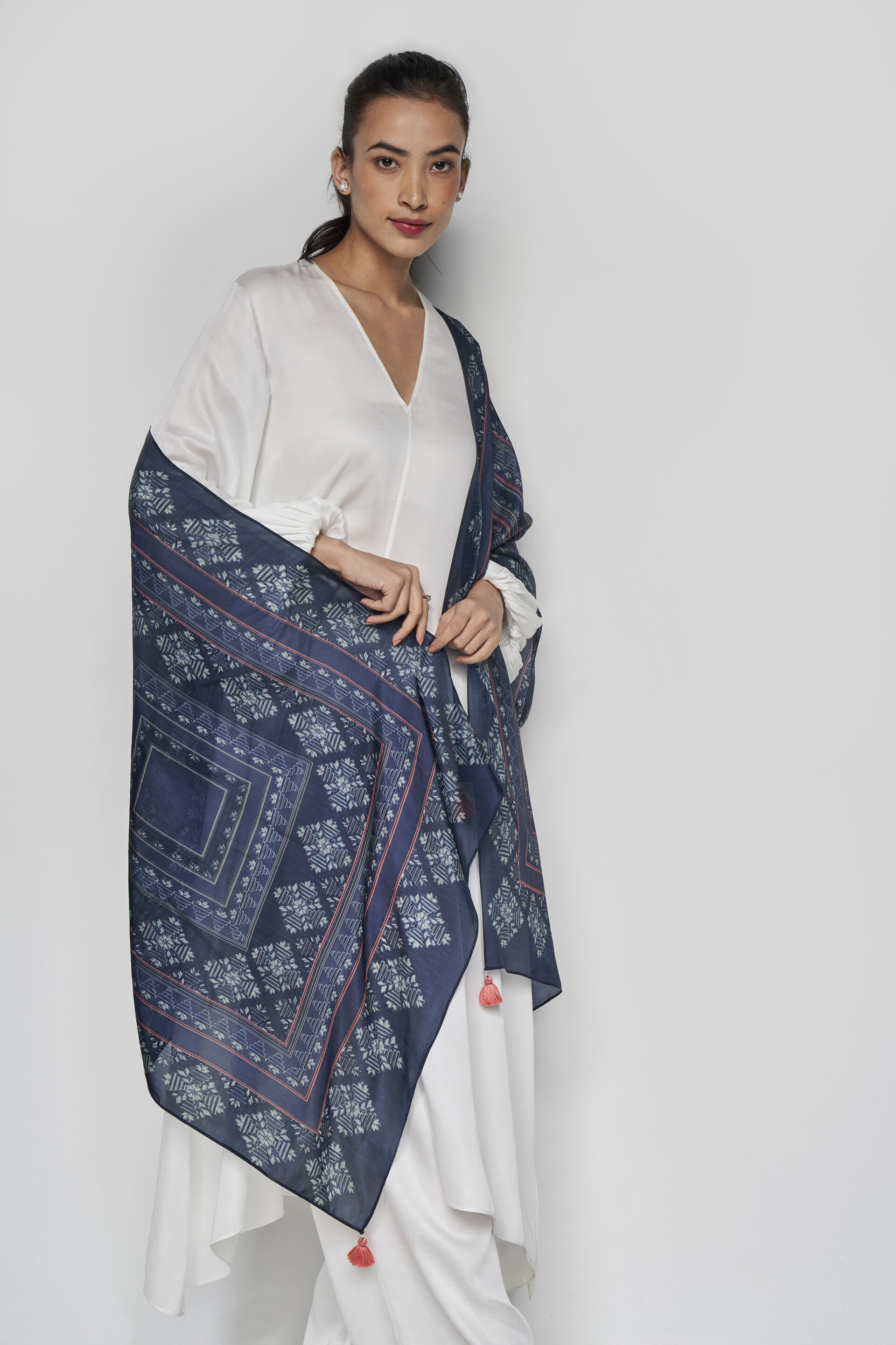 Malvasia Dupatta - Blue, Blue, image 2