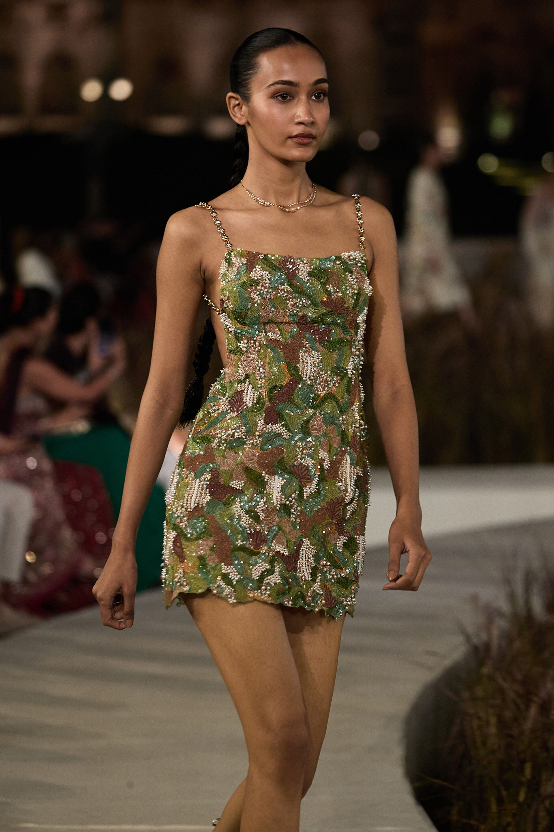 Thalora Embroidered Mini - Brown