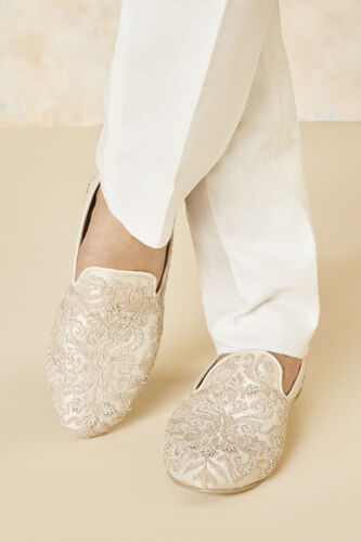 Darvesh Embroidered Silk Shoes - Ivory, Ivory, image 1